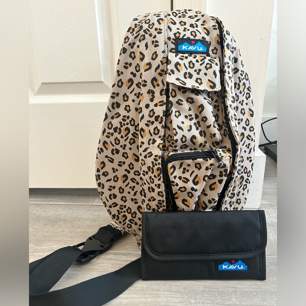 Kavu leopard rope bag plus wallet